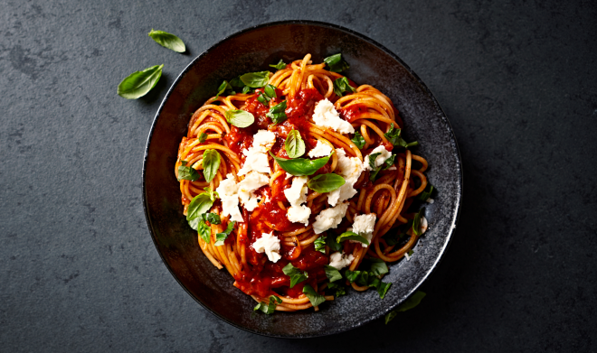 Spaghetti con salsa al pomodoro
